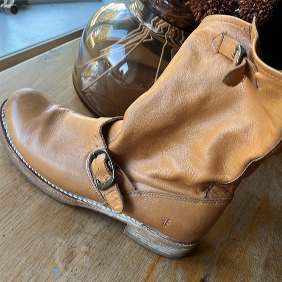 Like new Frye engineer boots - Picture 10 of 11